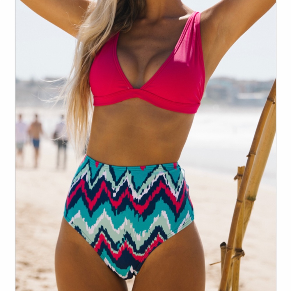 NWT Bright pink chevron high waisted bikini Medium